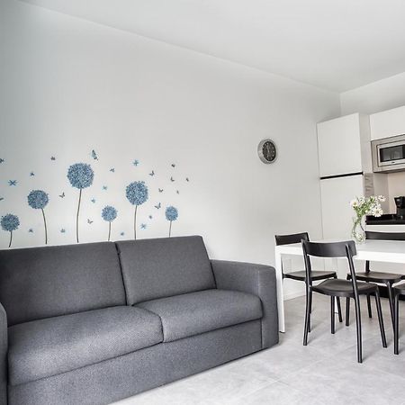 Sleek City Abode In Maciachini Milan Milão Exterior foto